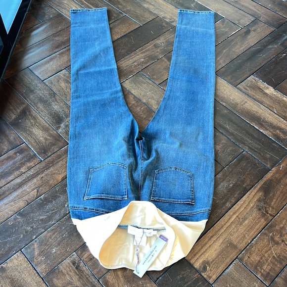 Kimi + Kai medium indigo size 27/33 straight leg maternity jeans - Picture 15 of 16